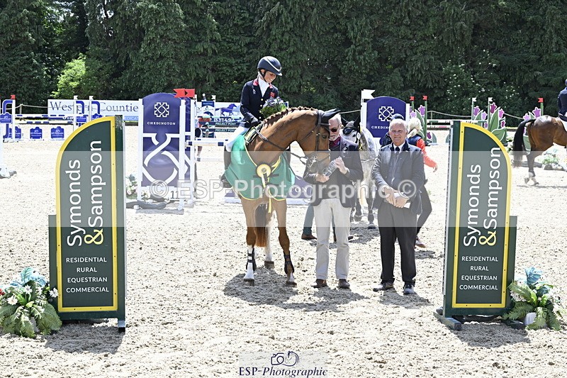 250525A-131657-17610 - Presentations Section B CCI 3 Star Long