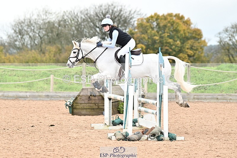 241110A-122004-00805 - 80cm 11.30 to End