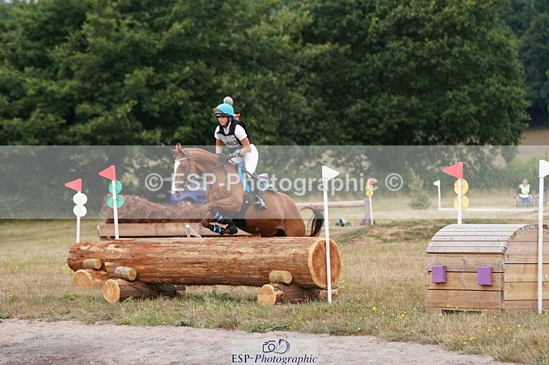 250802A-110628-02093 - B-063-Beth.Jones-FANTASY.CHILLI.(GB)