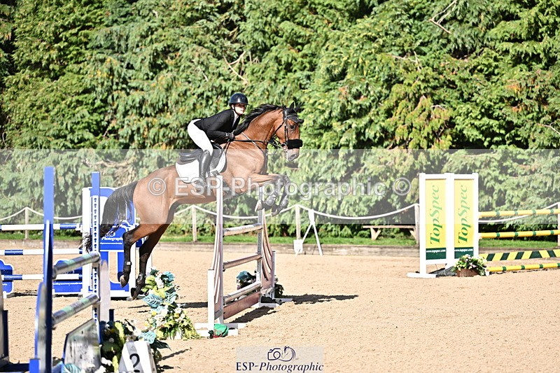 260906A-160837-04581 - Cls 24 Snr Foxhunter