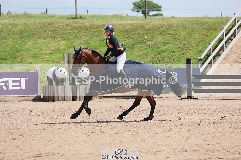 250525-123222-08268 - Cla 27 A&B 1.05 & 1.10m Snr Gran Prix