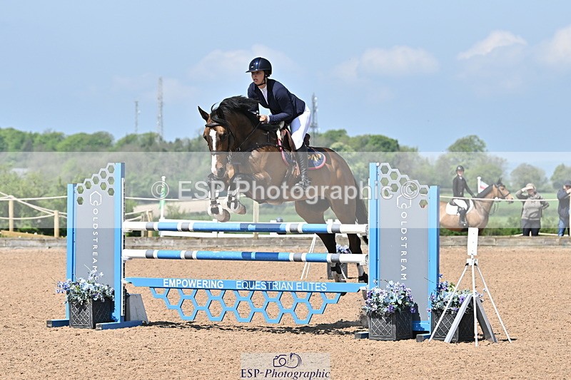 240509A-113540-01226 - Cls 9 Snr 1.20m Open