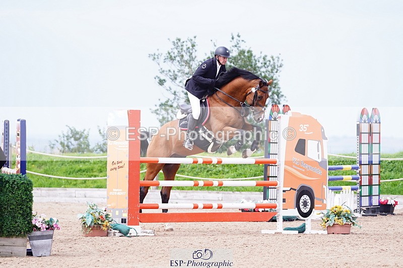 240803A-110752-07358 - Cls 29 Snr Foxhunter