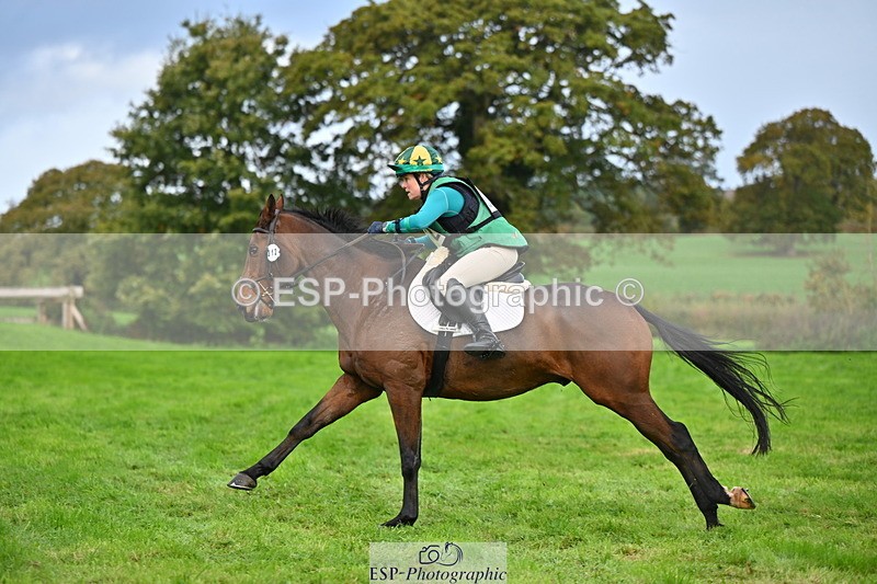 251025A-092804-16236 - D-312-Laura.Sharpe