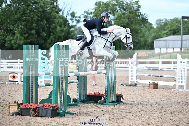 260627-174854-05855 - Cls 27 Foxhunter and 1.10m