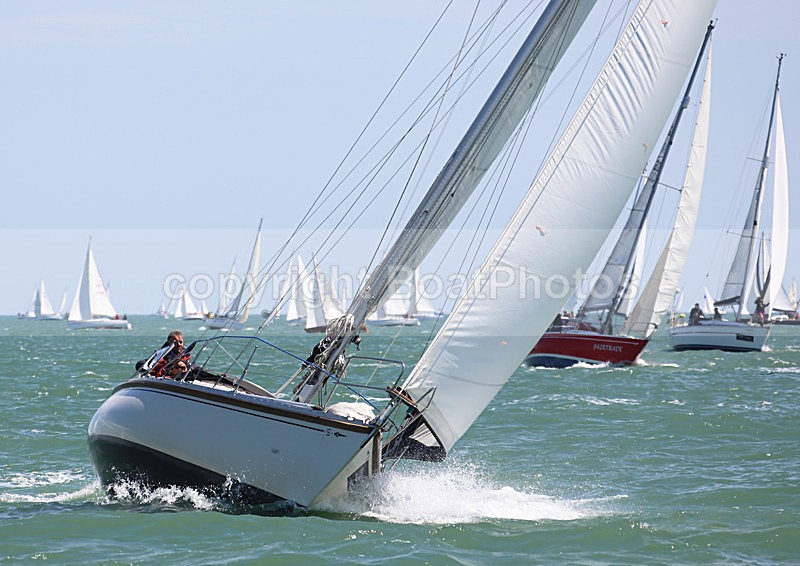 130601 GBR2979L WT7A0960 - ROUND THE ISLAND RACE - 1st June 2013