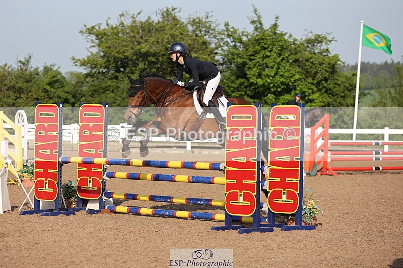 240510A-081943-04178 - Cls 13 British Novice and 90cm Open