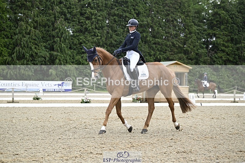 000101-215147-04473 - 405-JERSEY_MBF_N.O.P.-Sanne_de_Jong