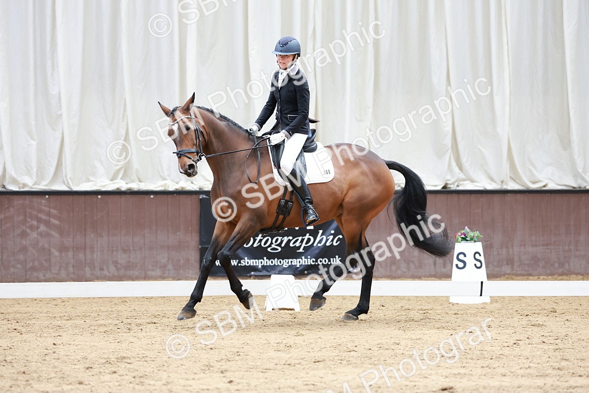 SBM_008364 - Class 6b - Novice 6 - 9.28-10.41