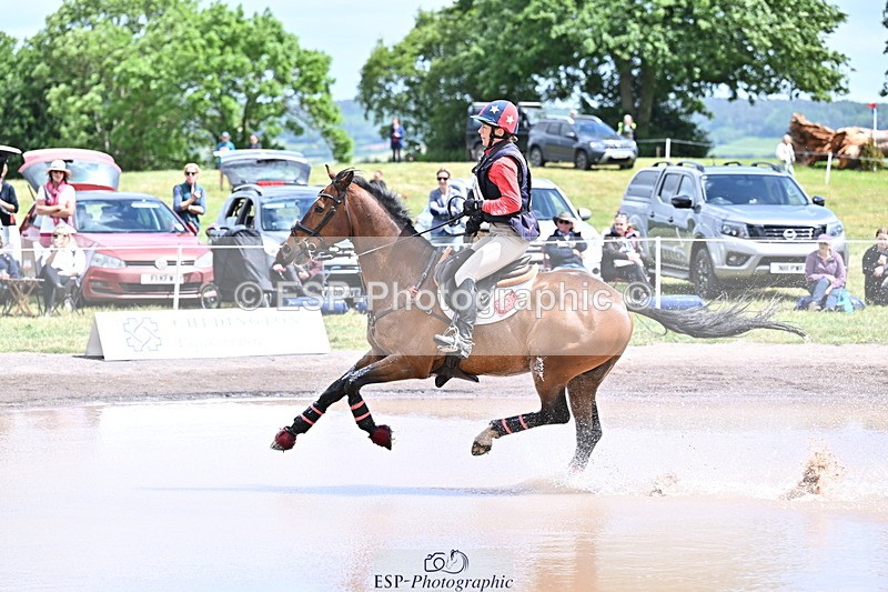 250525A-123302-16049 - D-411-Louisa.Lockwood-JARSON