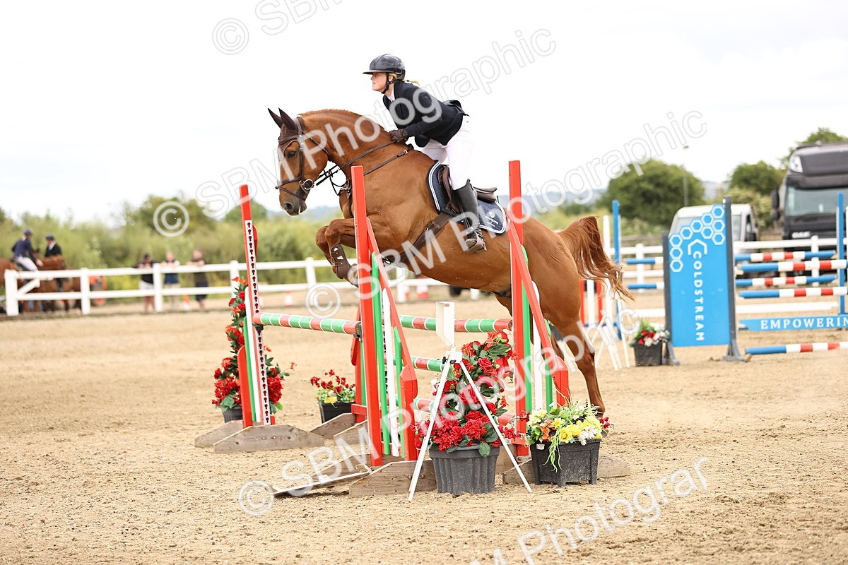 SBM_007716 - Class 19 - Senior Newcomers - 1.10m