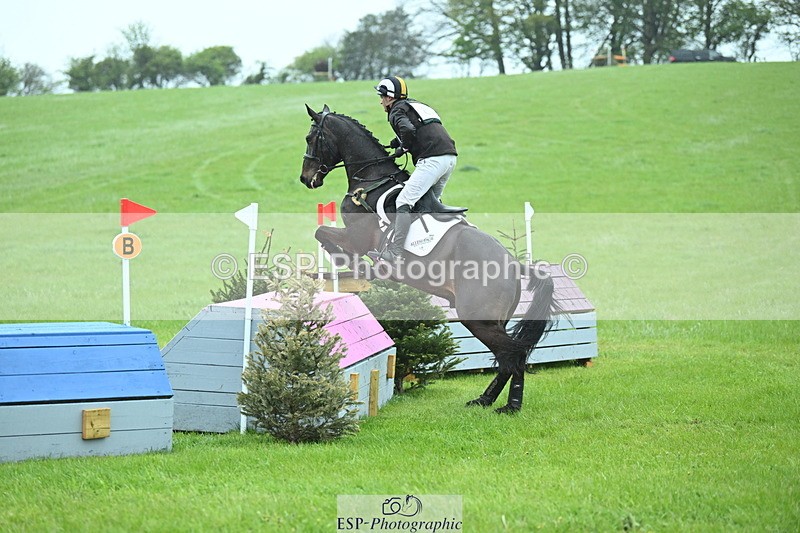 250418-110822-01983 - 061-Gubby.Leech-JUST.SPOTLESS