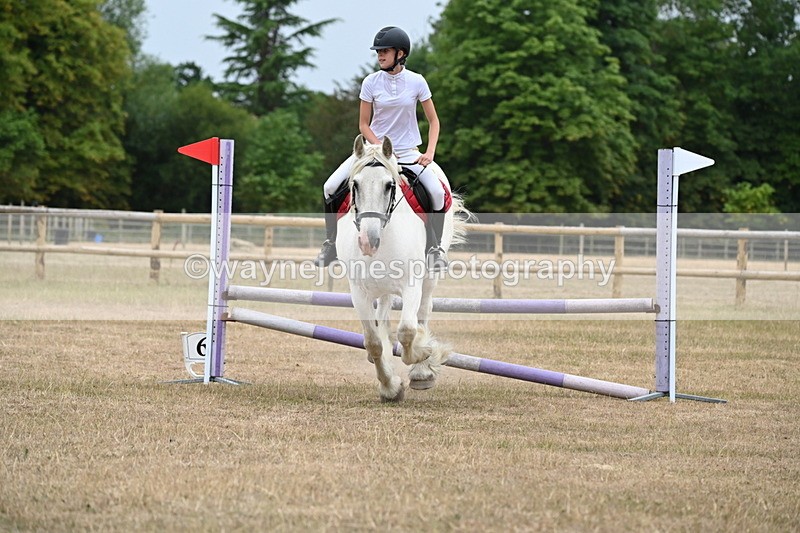 WJ6_0742 - Class 14 Intermediate Jumping 75cm