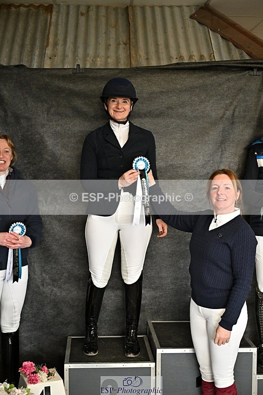 260214-130608-03872 - Cls 15 Medium Silver Presentations