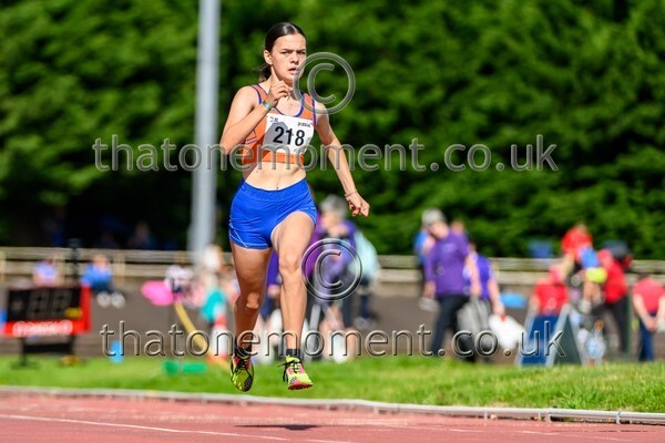 Age26 SUN-921074 - Track Female Set One