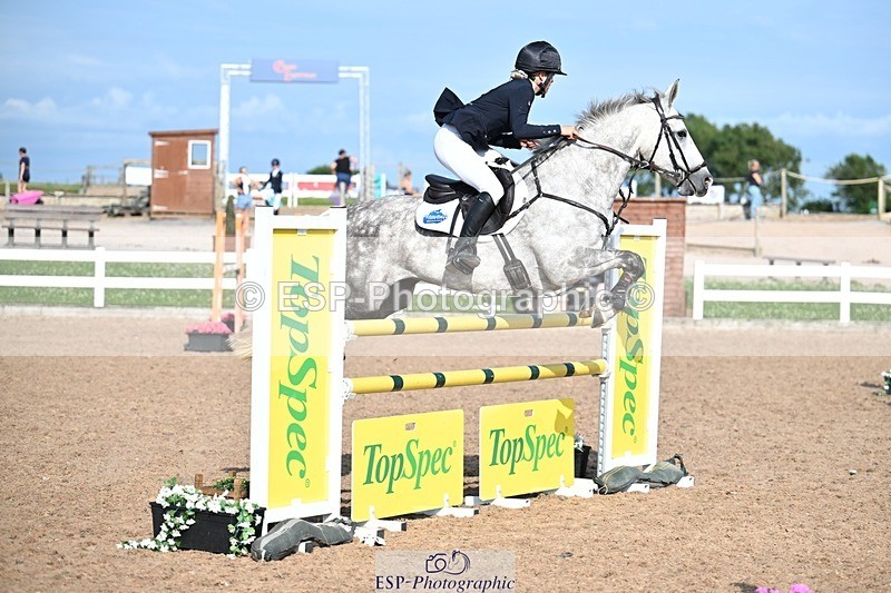 260627-180644-05941 - Cls 27 Foxhunter and 1.10m