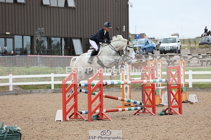 250625-153055-01436 - Cls 6 Foxhunter and 1.20m Open