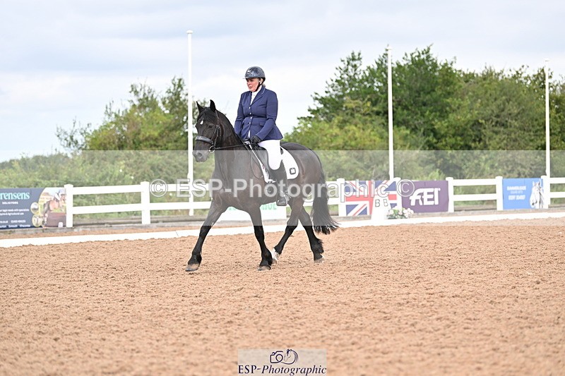 240817A-120200-08177 - 252-Alison.Andrews-Bercoed.Sambo