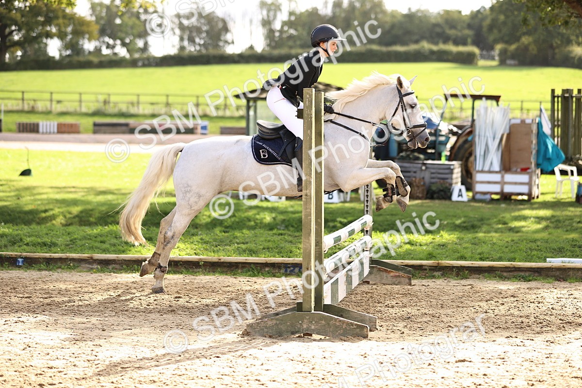 SBM_47886 - J9 - Junior Pony 70cm Championship