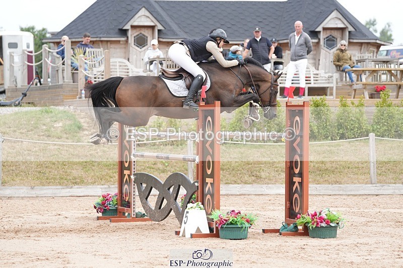 250718-112647-10012 - Cls 2, 3 Star Small Tour Break til End