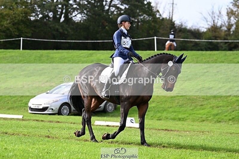 241025-122347-07279 - 553-Hanna.Bertorelli-BWTH.CLASSIC.CUT