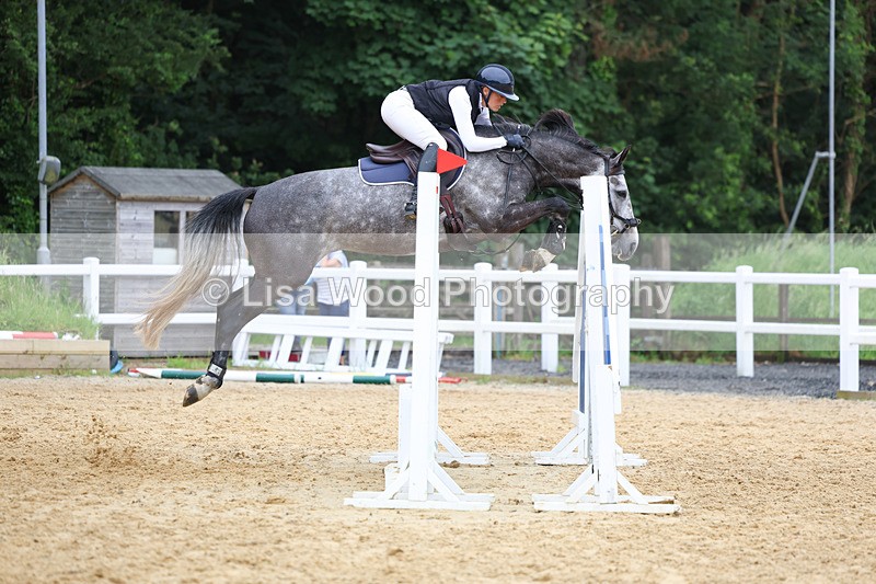 3E7A6462 - Class 8: Senior Newcomers/1.10m open