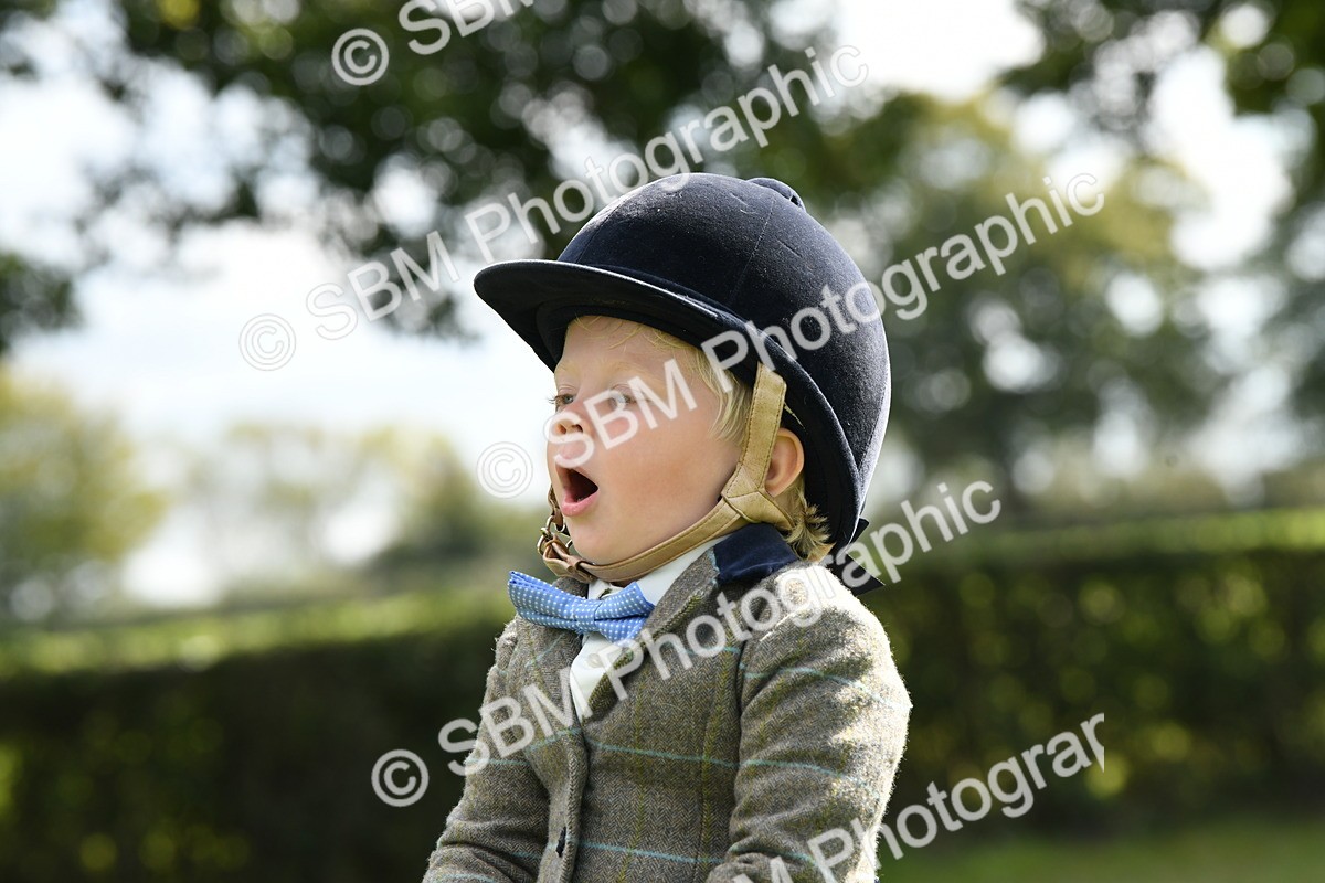 SBM_41225 - S19 - Lead Rein Show & Show Hunter Pony