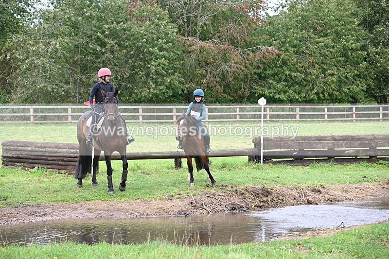 WJ6_3063 - Time at Photographer 11:01 to 11:20