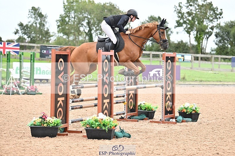 250914-105917-08422 - Cls 27 Snr 1.05m and 1.10m Grand Prix