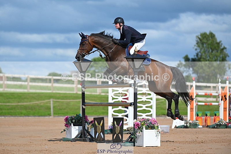 230721A-165351-07884 - Cls 10, 2 Star Big 1.45m Break to End