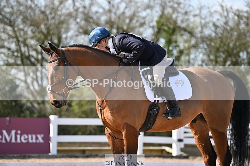 240324A-142816-04048 - Novice 27, 14.30 to 15.25