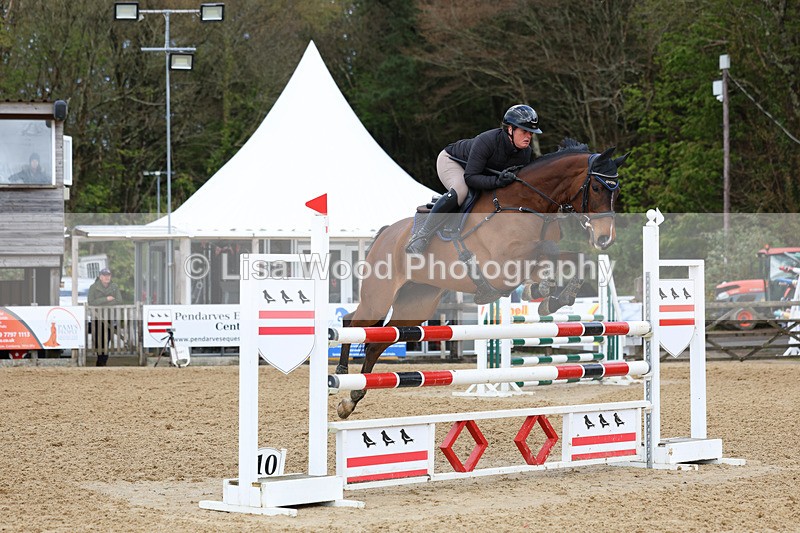 3E7A2021 - Class 7: Senior Newcomers/1.10m open