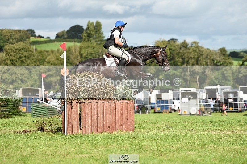 230820X-112946-1264 - BE90 XC 09.40 to Rider 151 at 11.44