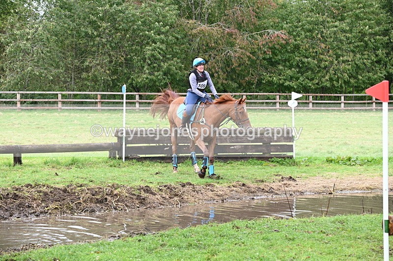 WJ6_5577 - Time at Photographer 12:31 to 12:40
