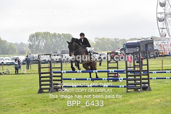 BPP_6433 - CLASS 1 Senior Newcomers/ 1.10m Open