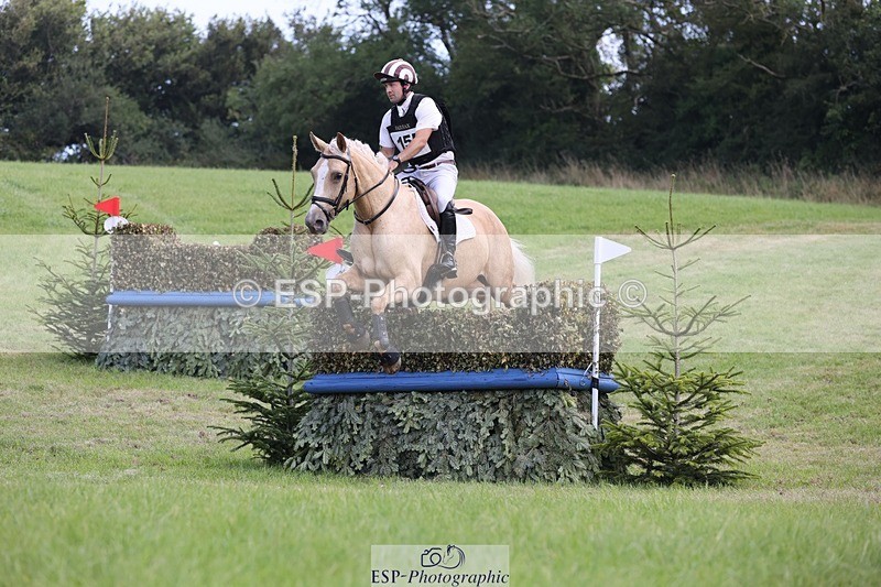 240831A-105913-00972 - 155-Rupert.Batting-SSF.GOLDEN.PRINCESS