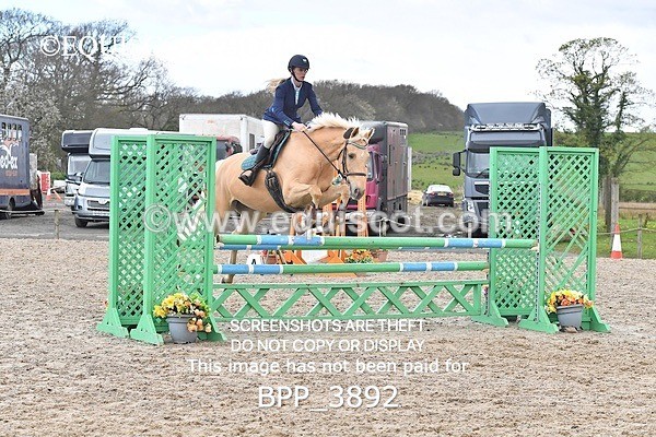 BPP_3892 - CLASS 4 FRI Senior Discovery/ 1m Open