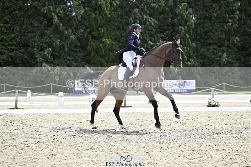 240523-122034-04592 - 428-COOLEY_SNAPCHAT-Selina_Milnes