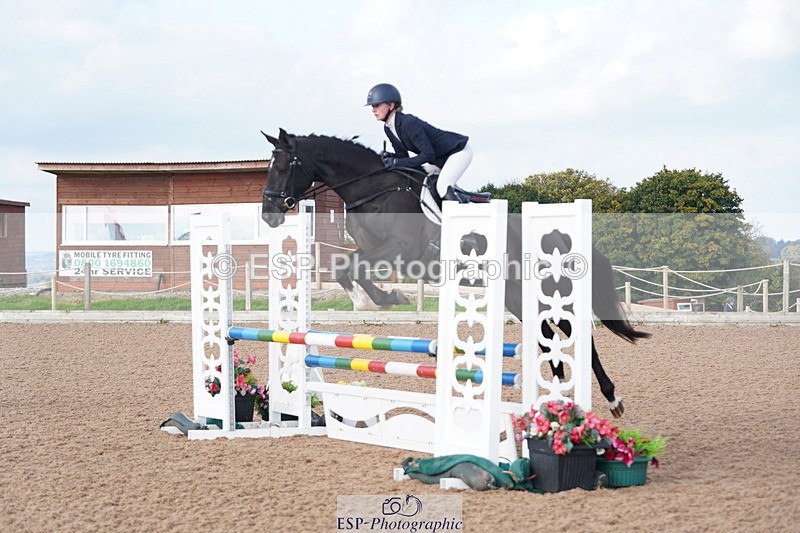 241005A-092856-04277 - SAT Cls 8 Snr British Novice & 90cm Open