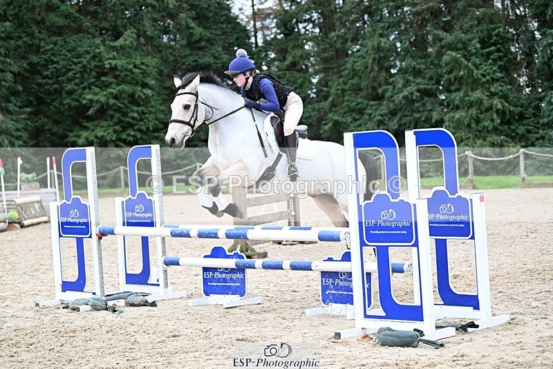 241117-143836-04662 - Cls 3 90-95cm 14.00 to 15.00