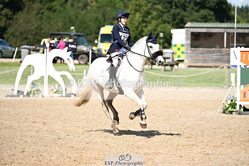 240824X-134118-29041 - 80cm Round 2 13.30 to 14.30