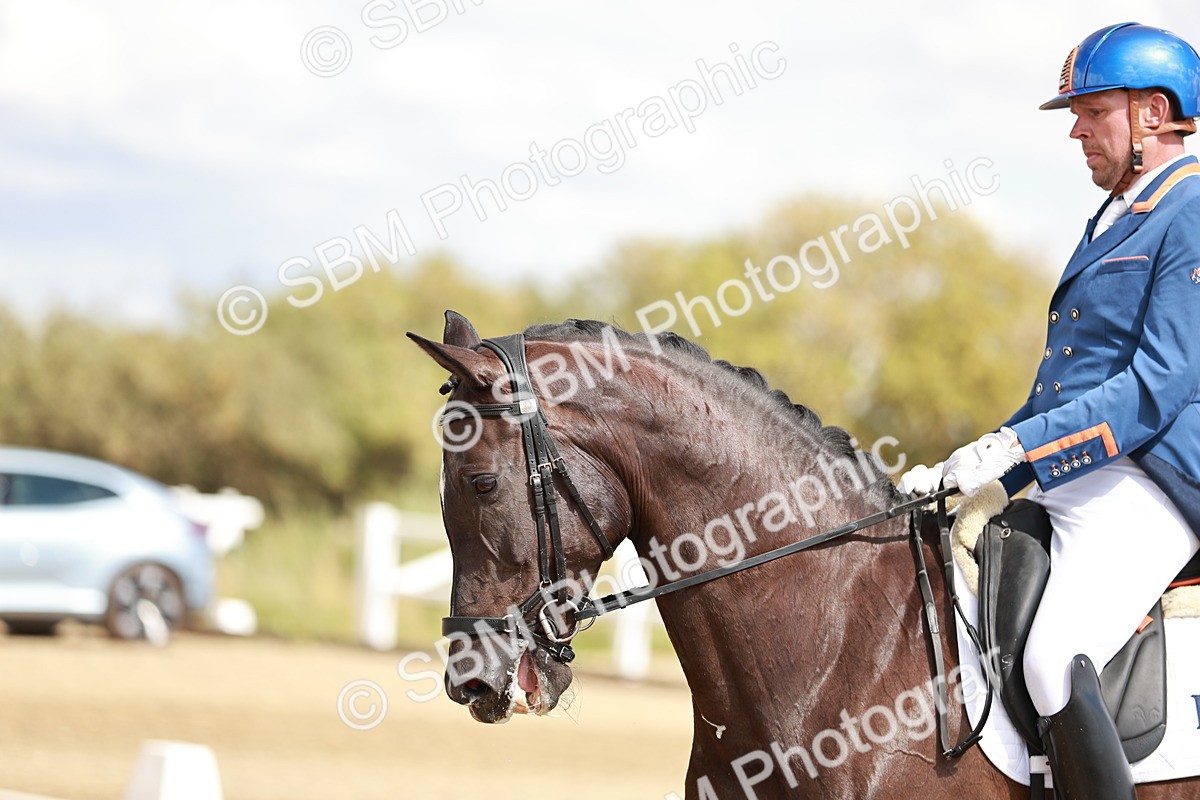 SBM_005416 - Class 5 - FEI PSG - 13.54.14.58