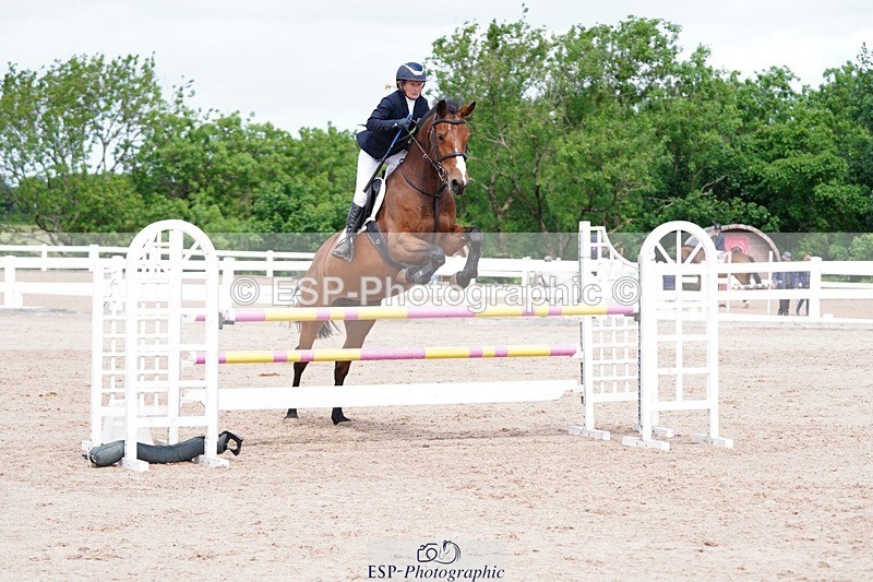 250525-114026-09268 - Cls 33 A&B Snr Disc & 1.00m Open