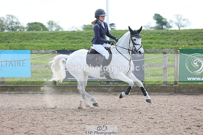 250504-124402-02563 - Cls 5 Pony Foxhunter and 1.10m Open