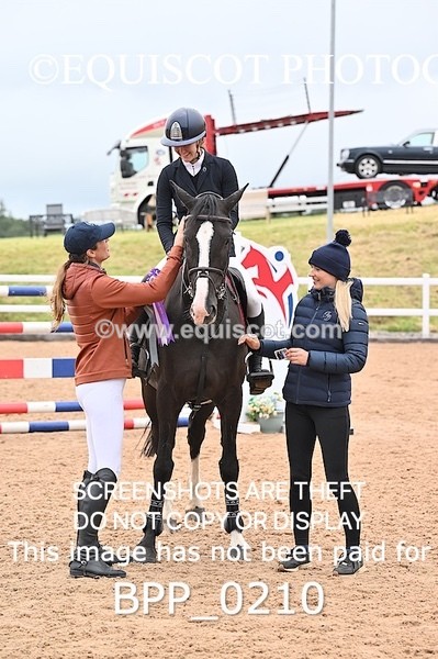 BPP_0210 - CLASS 25 SUN HOYS Redpost Equestrian Senior Foxhunter Second Round