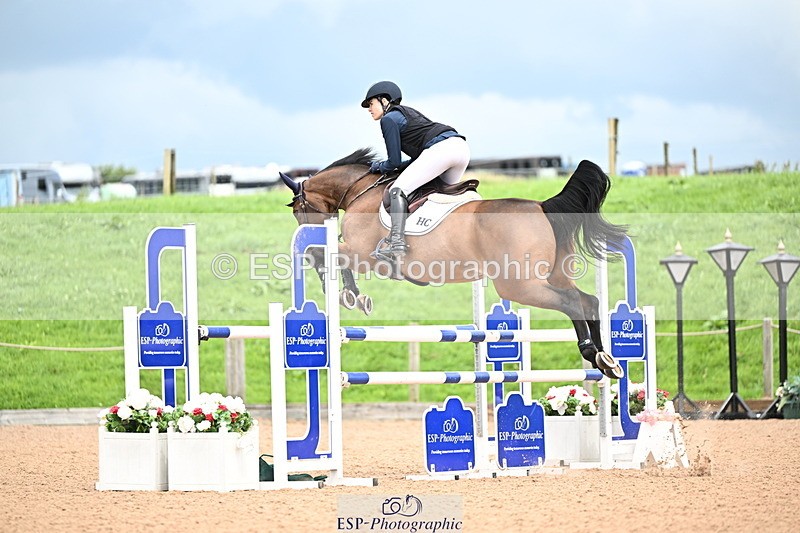 240726A-132349-01404 - Cls 3 Snr Foxhunter