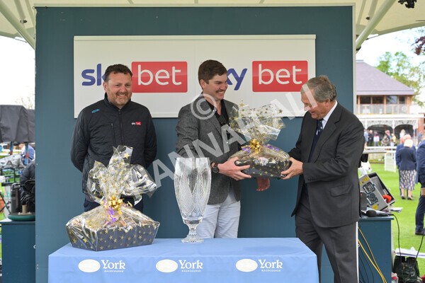 yr11052022r1-43 - Race 1 1.50pm Sky Bet Race to the Ebor Jorvik Stakes