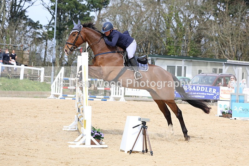 3E7A6953 - Class 5: Senior 95cm