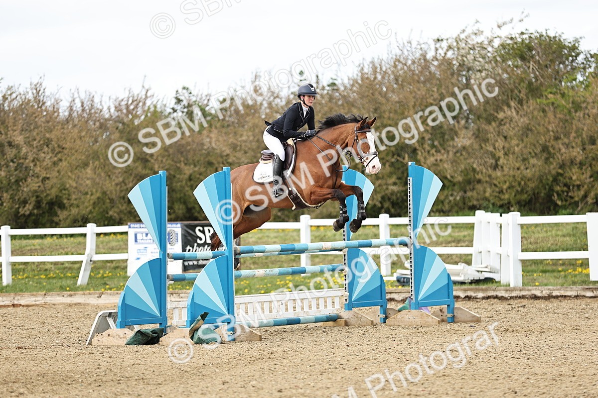 SBM_001333 - Class 4 - Senior Newcomers - 1.10m