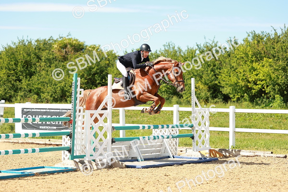 SBM_002661 - Class 4 - Senior Newcomers - 1.10m